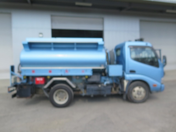 /file/cars/files/EX2412098%20XZU600-0022560/IMG_5276.jpg