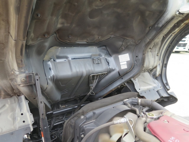 /file/cars/files/EX2503141%20XZU720-0004736/IMG_5915.jpg