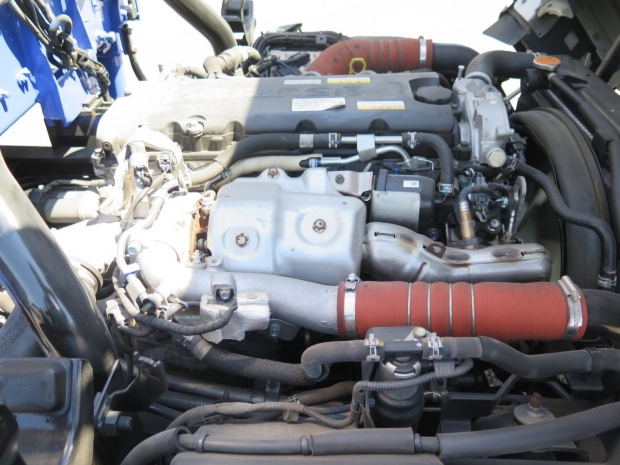 /file/cars/files/EX2503156%20NPR88Y-7001669/IMG_6423.jpg
