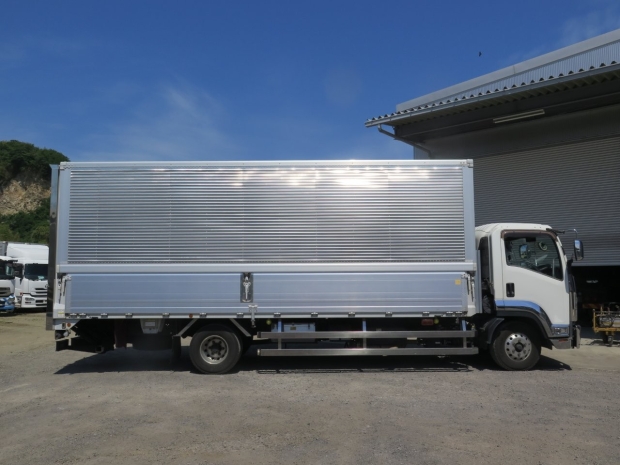 /file/cars/files/EX2505173%20FSR90-7009960/IMG_6161.jpg