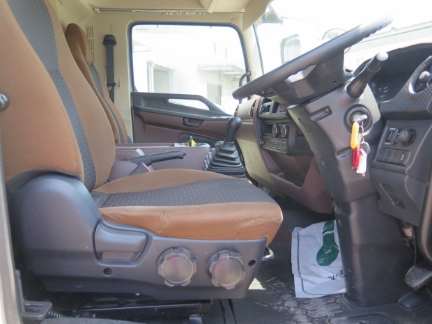 /file/cars/files/EX2510060%20GC2AB-101140/IMG_8786.jpg
