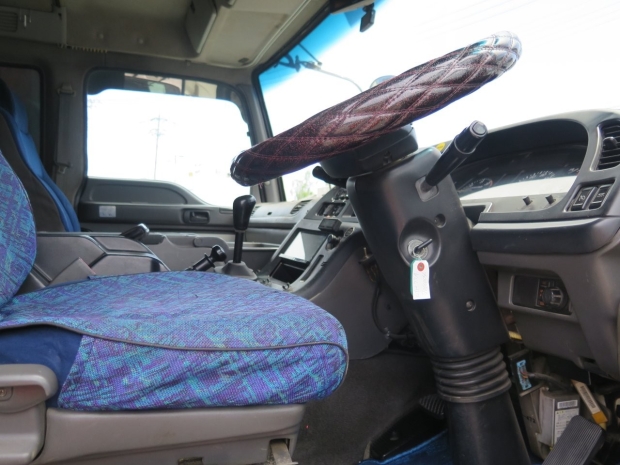 /file/cars/files/EX2604159%20CYH77A-70000004/IMG_8462.jpg