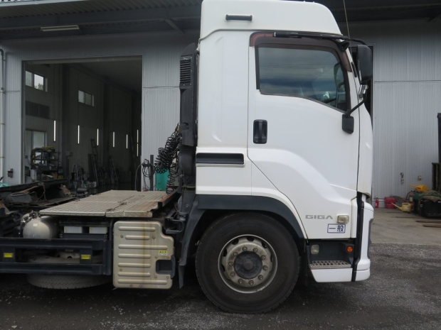 /file/cars/files/EX2606013_EXD52BD-7000276/IMG_0128.jpg